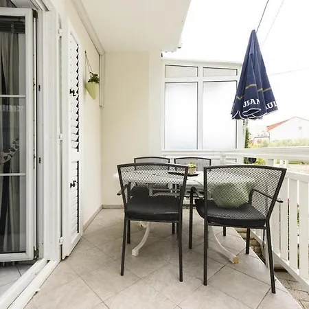Apartments Luka - Trogir, Marina 150M From The Beach Esterno foto