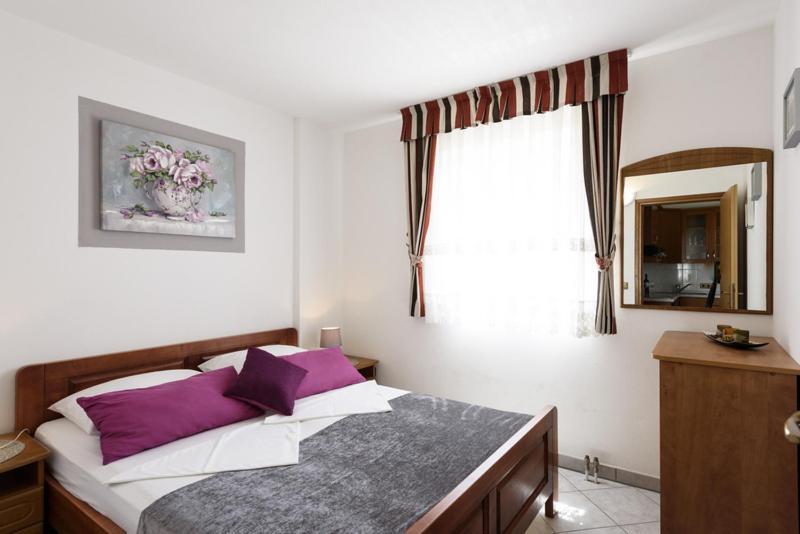 Luka - Trogir, 150m From The Apartment *